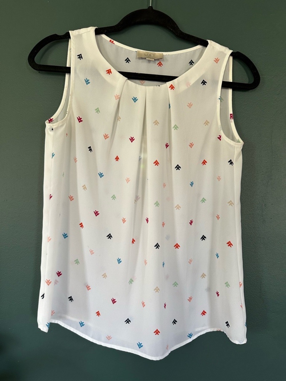 LOFT White Sleeveless Camisole with Multicolor Motif